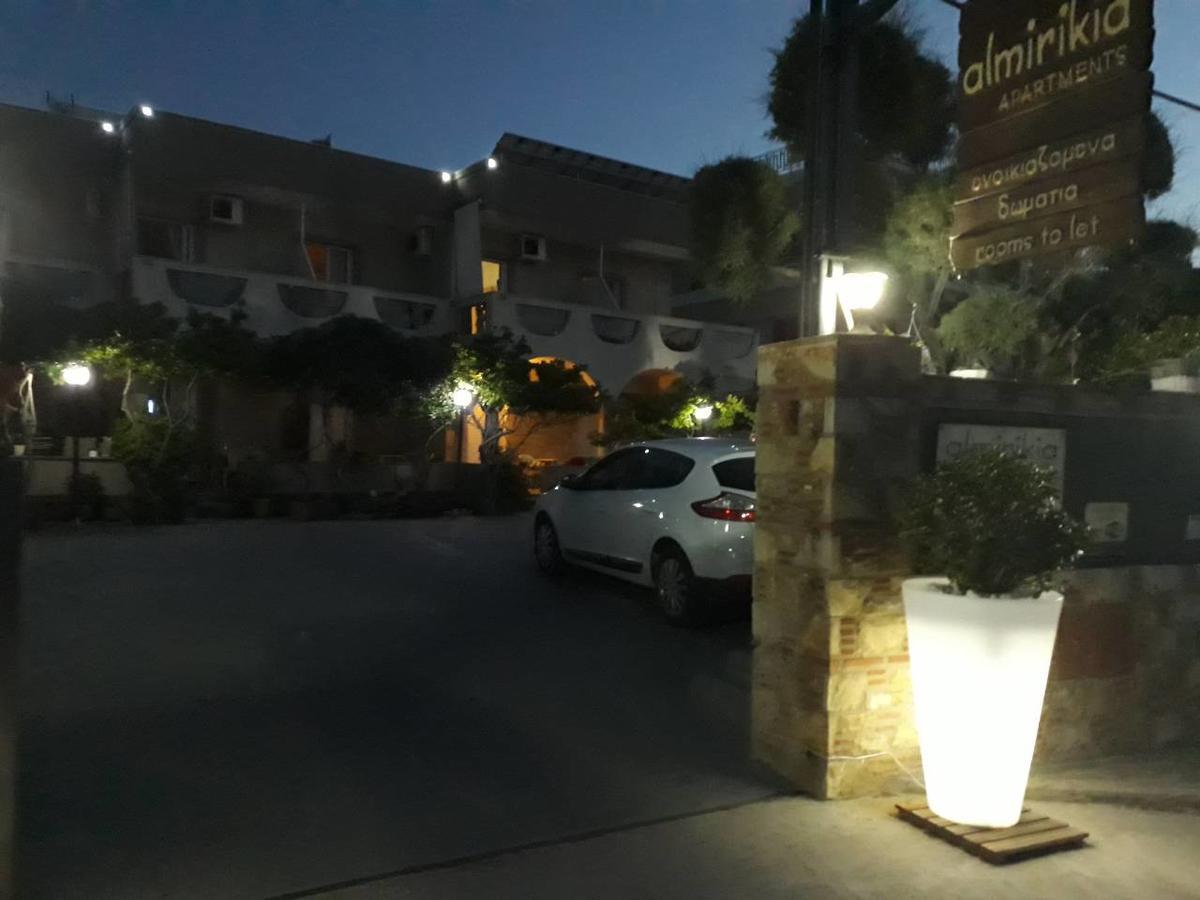Almirikia Apartments Mourteri Extérieur photo