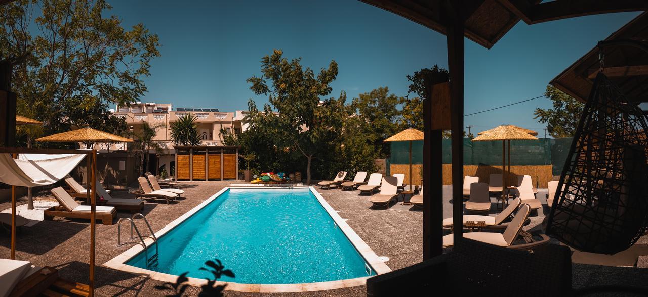 Almirikia Apartments Mourteri Extérieur photo